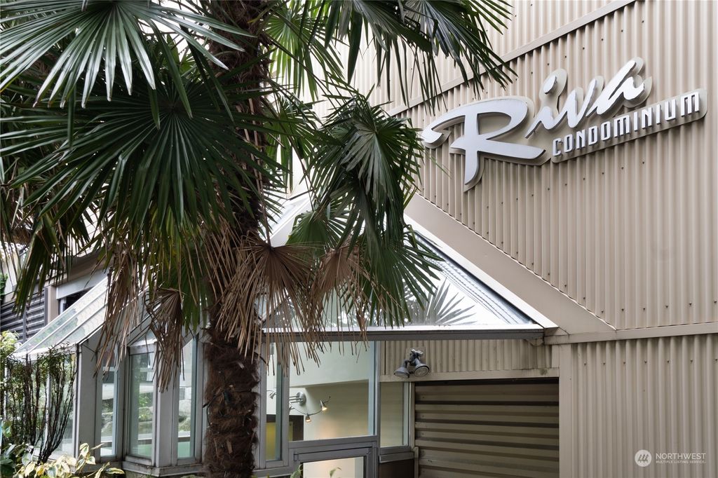 Photo of 1550 Eastlake Avenue E #202, Seattle, WA 98102 (MLS # 2065236)