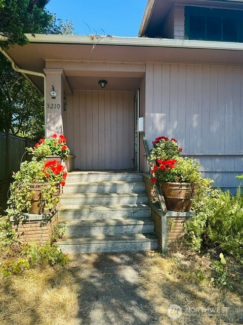Photo of 3210 NW 69th Street, Seattle, WA 98117 (MLS # 2572239)