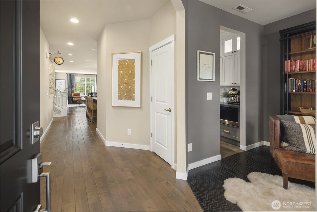 Photo of 9111 Ash Avenue SE, Snoqualmie, WA 98065 (MLS # 2431879)