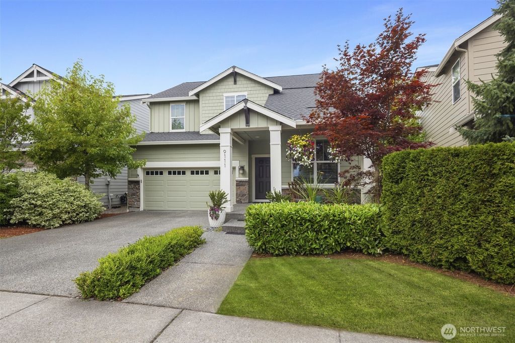 Photo of 9111 Ash Avenue SE, Snoqualmie, WA 98065 (MLS # 2431879)
