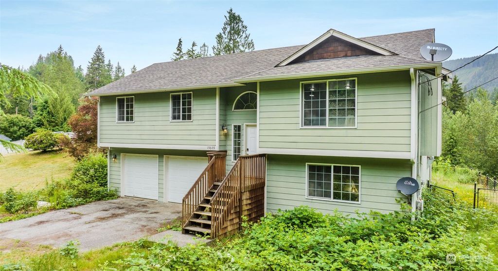 Photo of 19609 Silverton Way, Granite Falls, WA 98252 (MLS # 2126748)