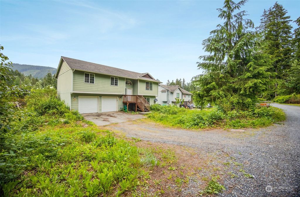 Photo of 19609 Silverton Way, Granite Falls, WA 98252 (MLS # 2126748)
