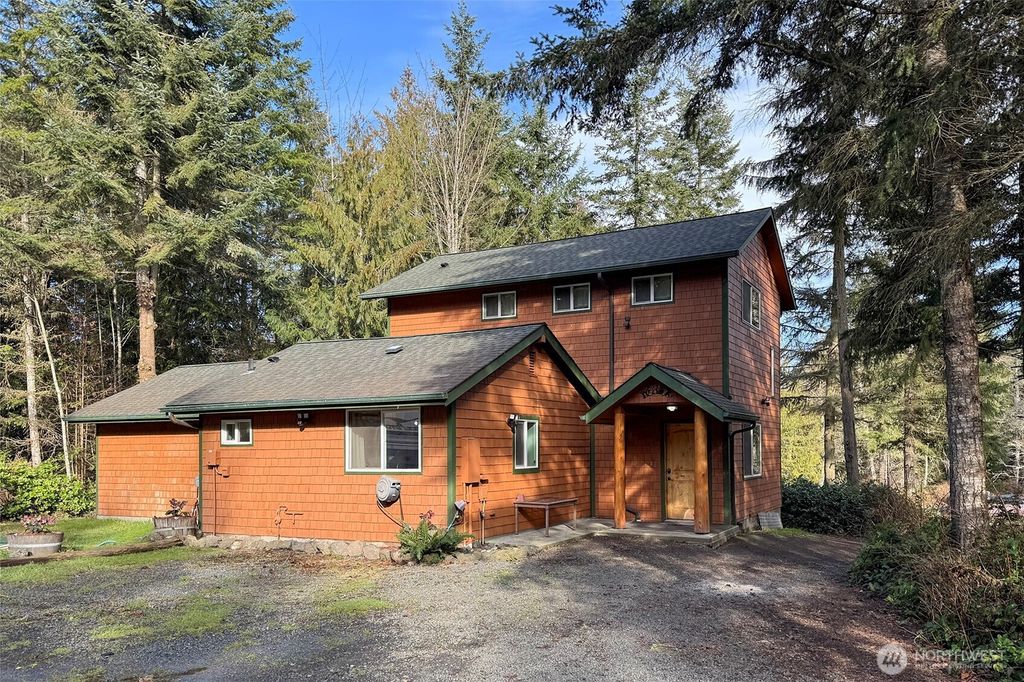 Photo of 131 Robinson Road, Port Angeles, WA 98362 (MLS # 2487857)