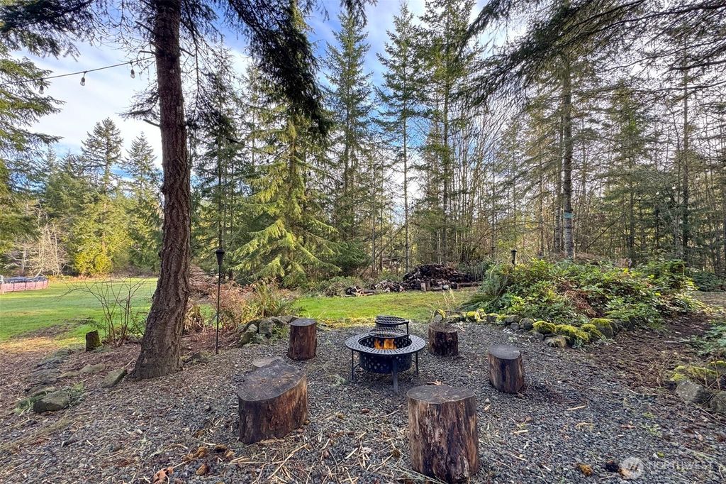 Photo of 131 Robinson Road, Port Angeles, WA 98362 (MLS # 2487857)