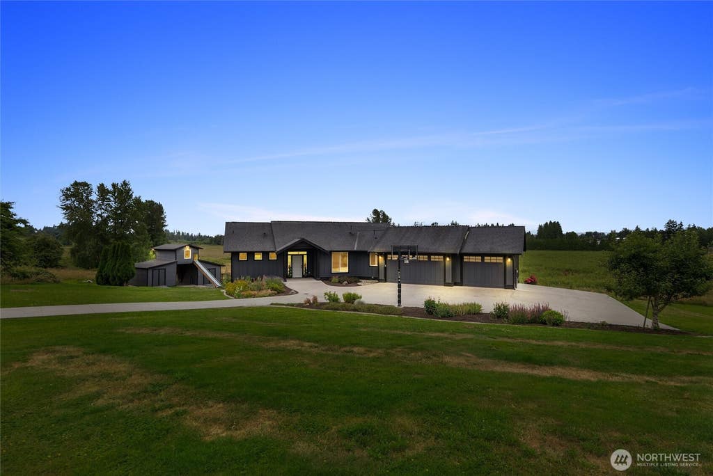 Photo of 7406 100th Street NE, Marysville, WA 98270 (MLS # 2568168)