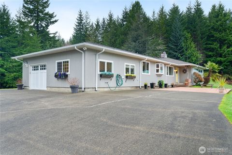 Photo of 245 Joe Rocky Road, Raymond, WA 98577 (MLS # 2487622)