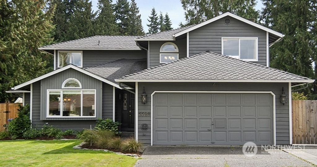 Photo of 5528 127th Place SE, Snohomish, WA 98296 (MLS # 2159902)