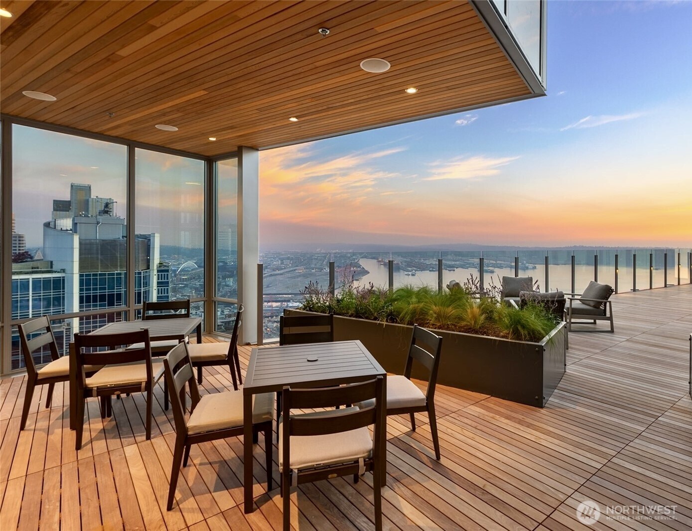 121 Stewart Street 1003