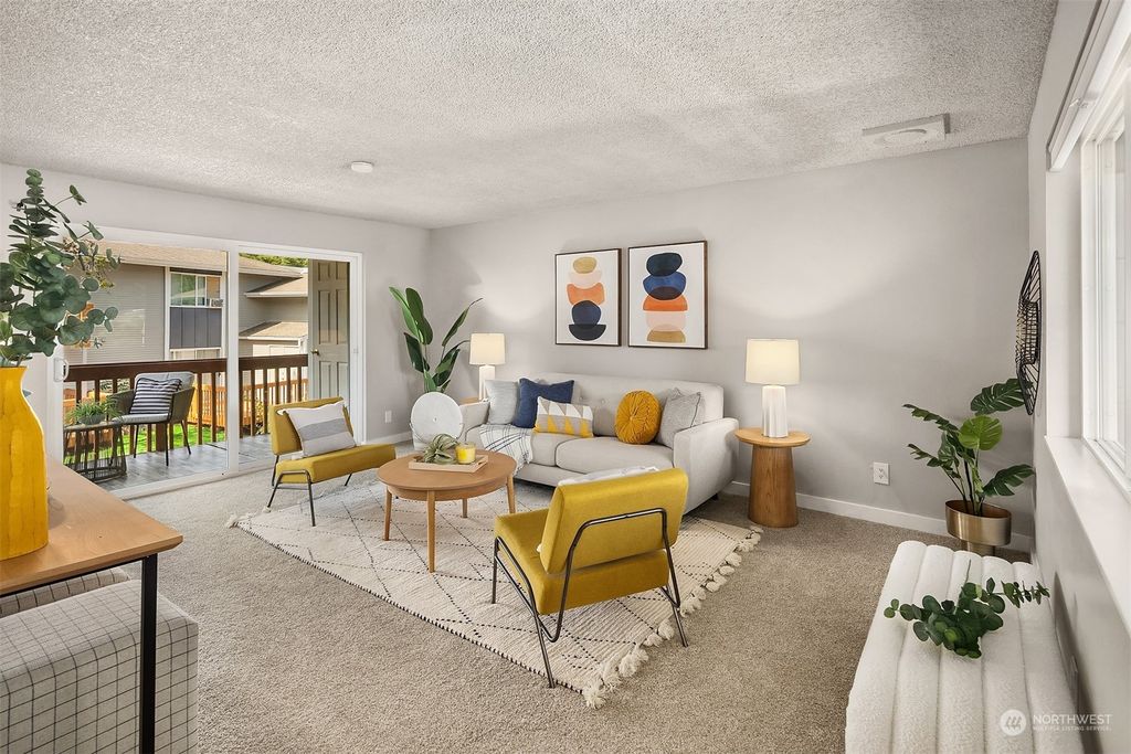 Photo of 17212 NE 45th Street #94, Redmond, WA 98052 (MLS # 2157147)