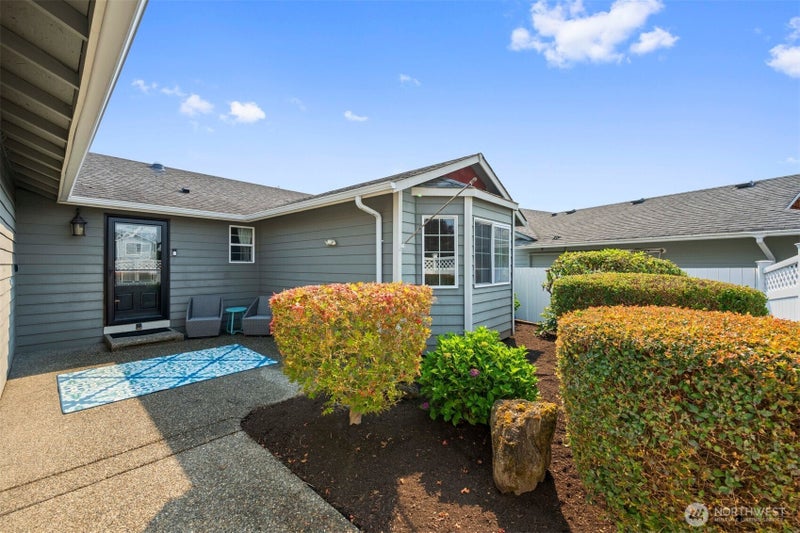 3331 65th Drive NE