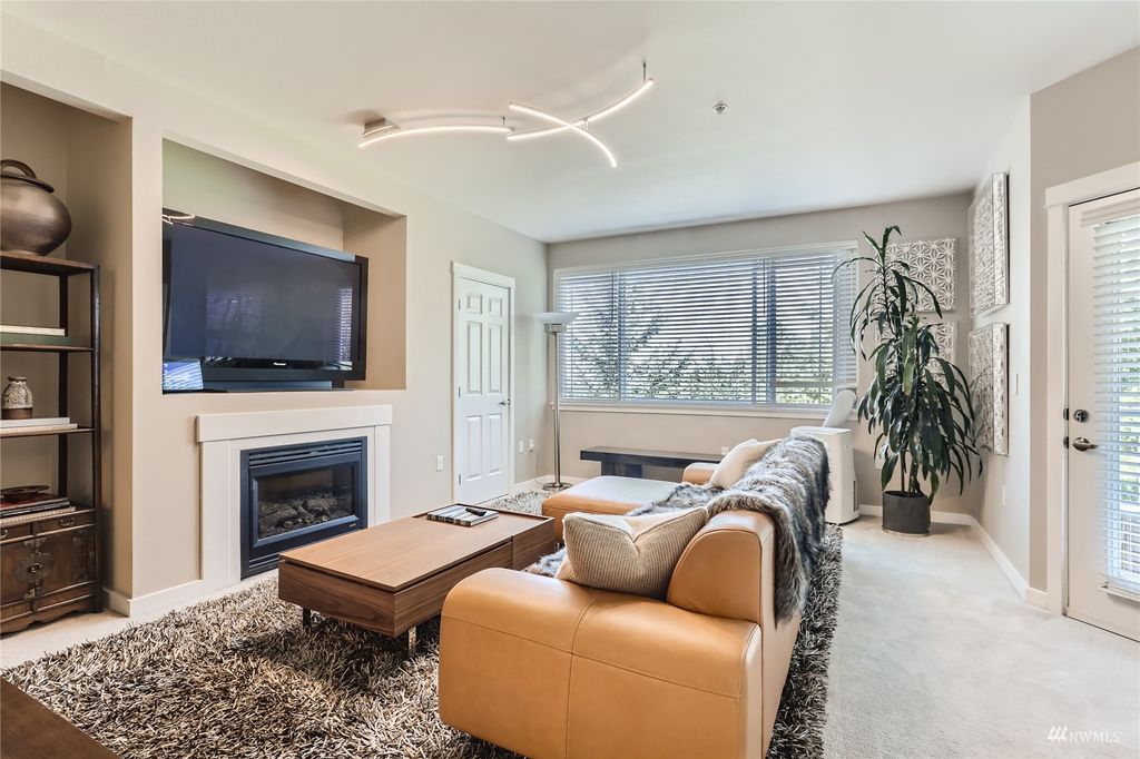 Photo of 13301 SE 79th Place #A302, Newcastle, WA 98059 (MLS # 1986039)