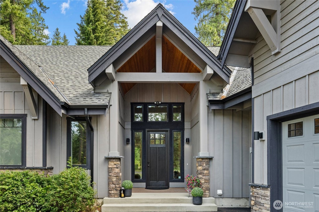 Photo of 2280 Coal Mine Way, Cle Elum, WA 98922 (MLS # 2546051)