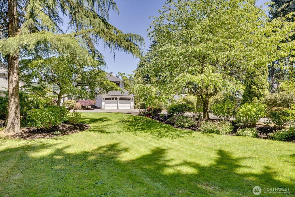 Photo of 1607 S Lake Stickney Drive, Lynnwood, WA 98087 (MLS # 2378541)