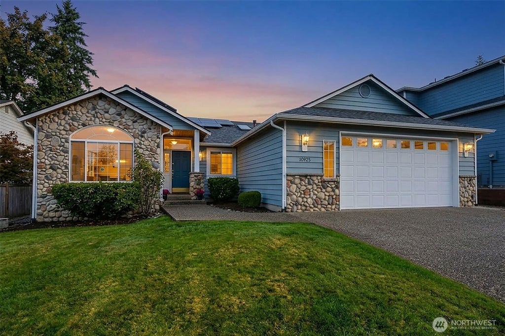 Photo of 10925 51st Avenue SE, Everett, WA 98208 (MLS # 2593363)