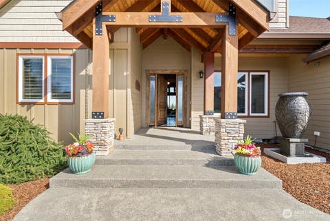 Photo of 140 Saley Lane, Centralia, WA 98531 (MLS # 2500031)