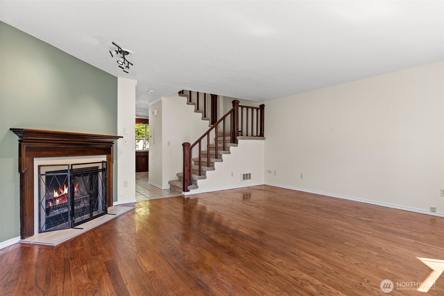 2621 Mountain View Avenue W 5B
