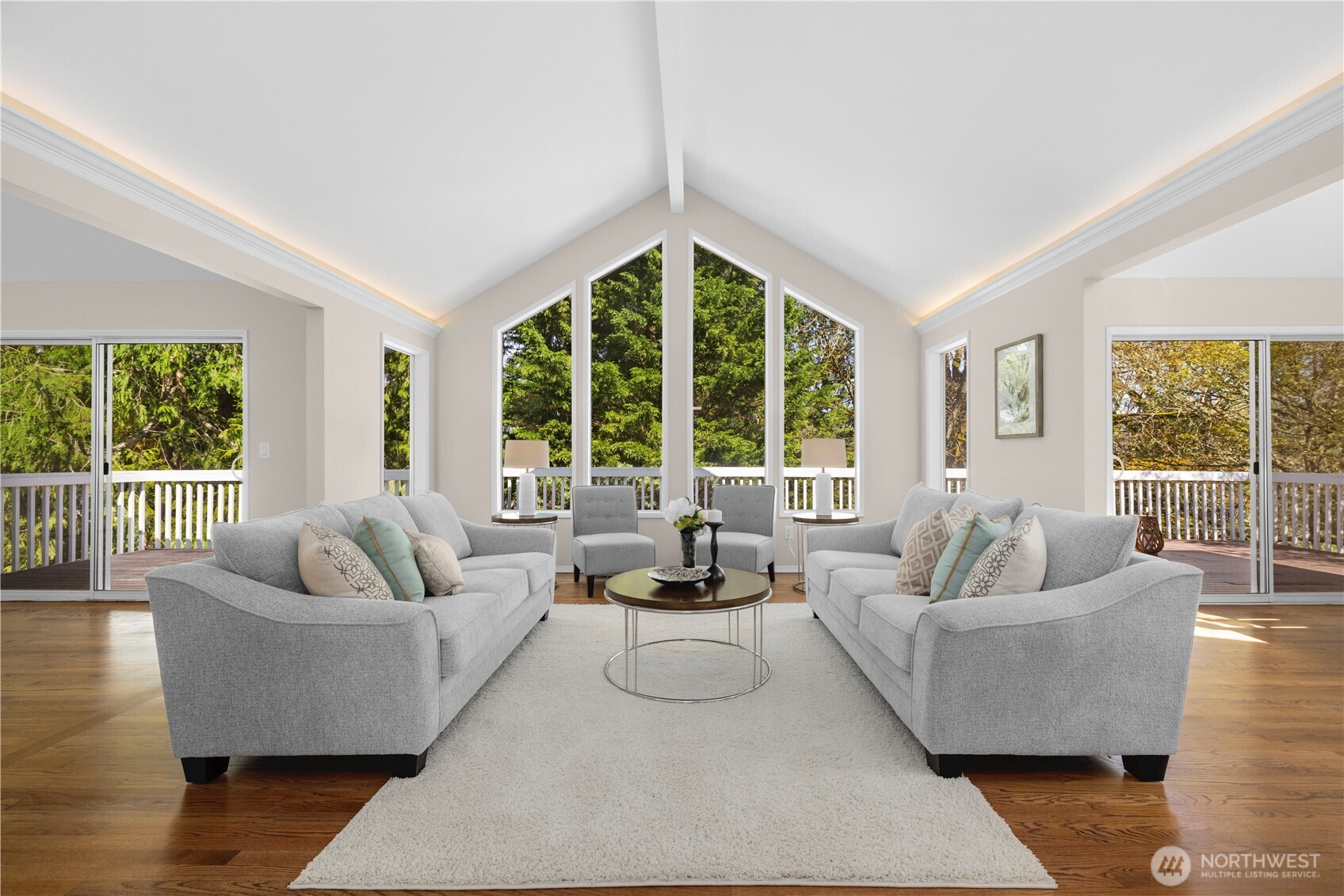 2630 NW Oakcrest Drive