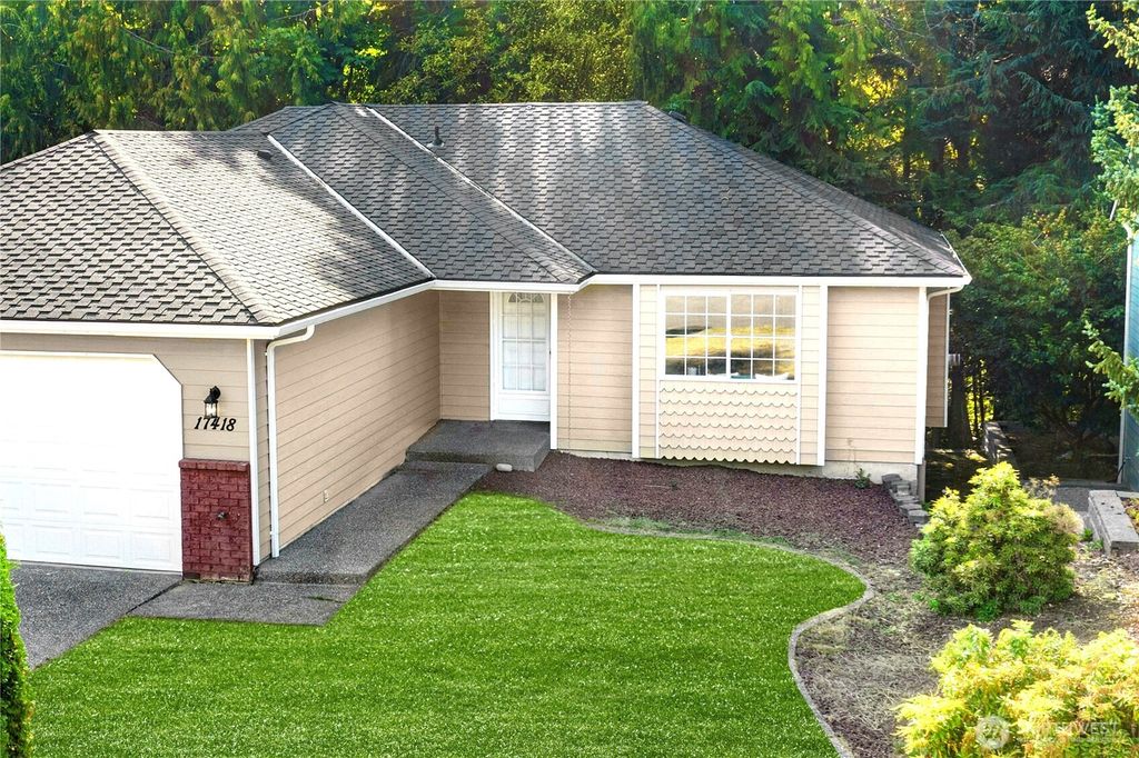 Photo of 17418 Redhawk Drive, Arlington, WA 98223 (MLS # 2431089)