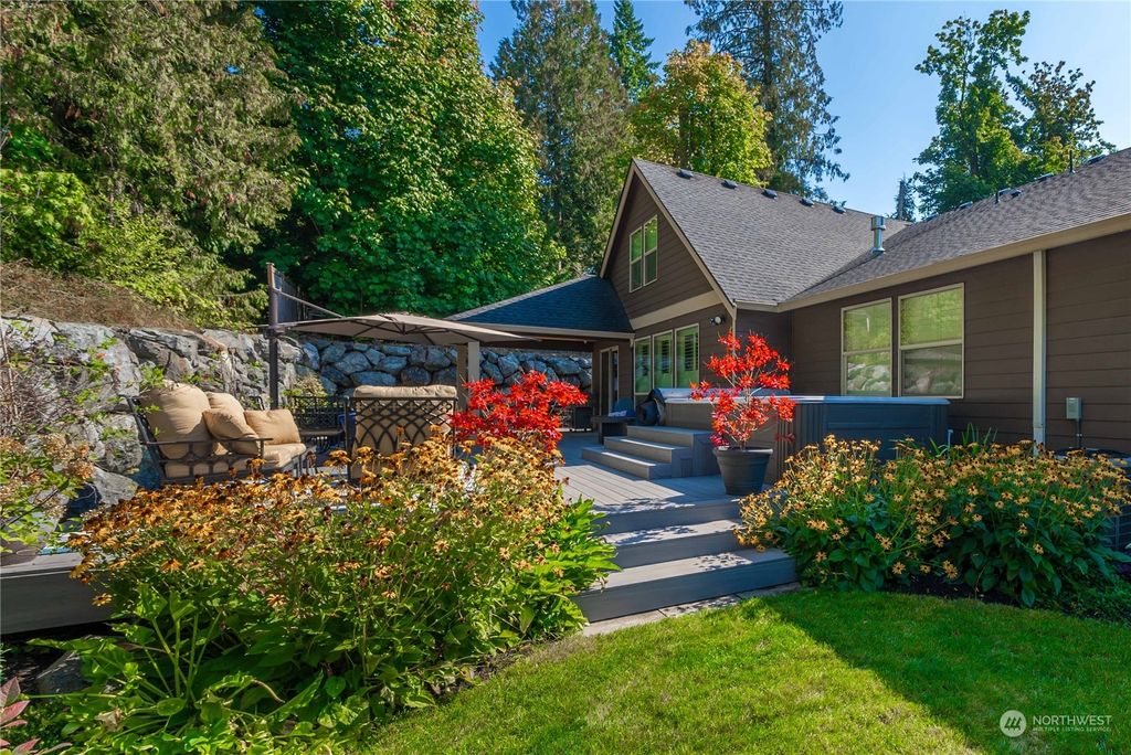 Photo of 25616 209th Loop SE, Covington, WA 98042 (MLS # 2166813)