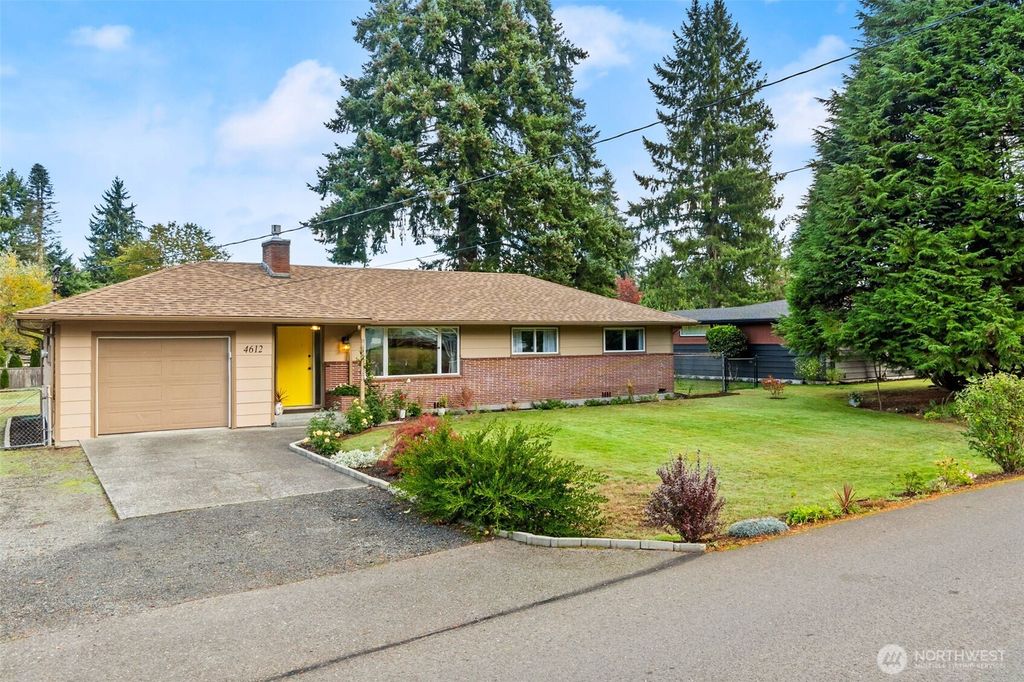 Photo of 4612 14th Avenue SE, Lacey, WA 98503 (MLS # 2447926)