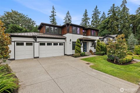 Photo of 8431 SE 39th Street, Mercer Island, WA 98040 (MLS # 2558965)