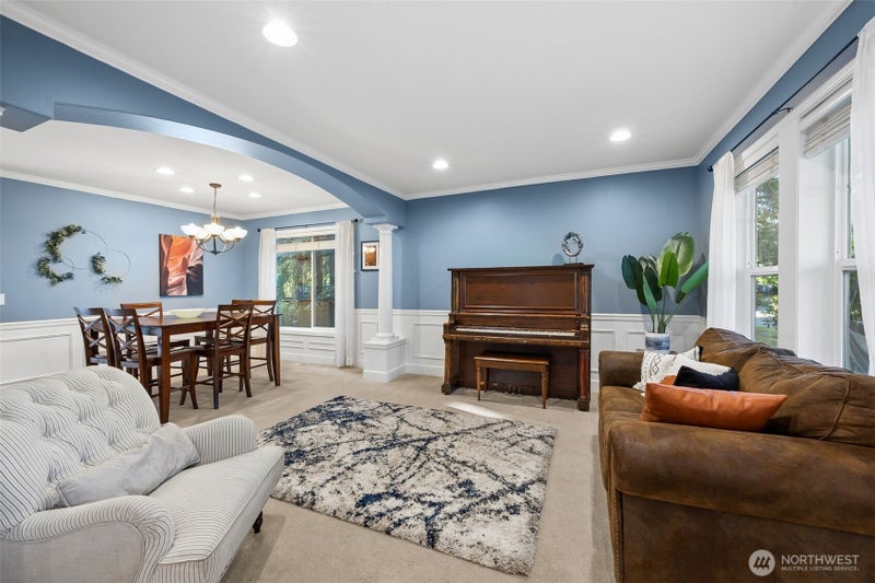 19010 5th Street E