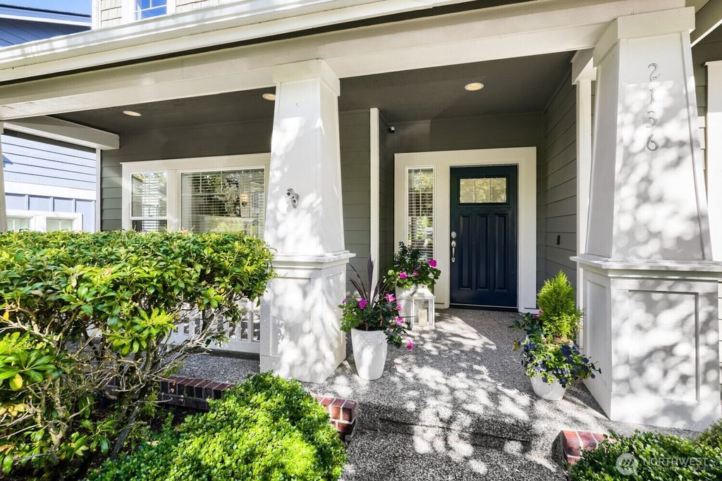 Photo of 2136 NE Noble Street, Issaquah, WA 98029 (MLS # 2578779)