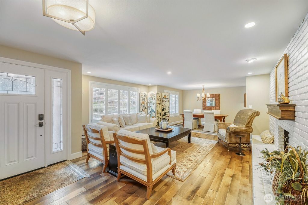 Photo of 1924 142nd Street SE, Mill Creek, WA 98012 (MLS # 2487893)