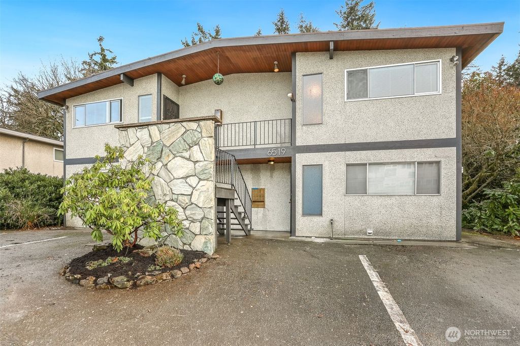 Photo of 6519 S 153rd Street, Tukwila, WA 98188 (MLS # 2478275)