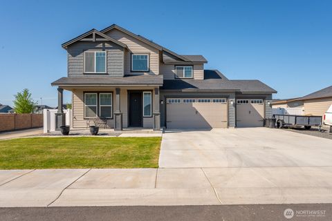 Photo of 717 NE K Street, Quincy, WA 98848 (MLS # 2369241)
