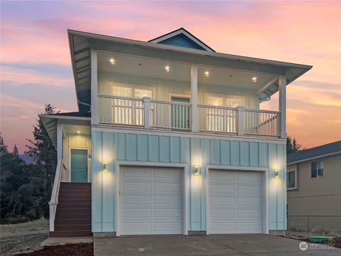 Photo of 1110 194th Street, Long Beach, WA 98631 (MLS # 2044144)