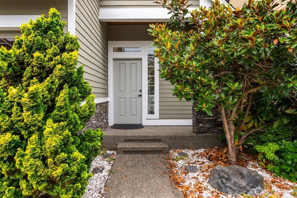 Photo of 24015 221st Lane SE, Maple Valley, WA 98038 (MLS # 2577378)