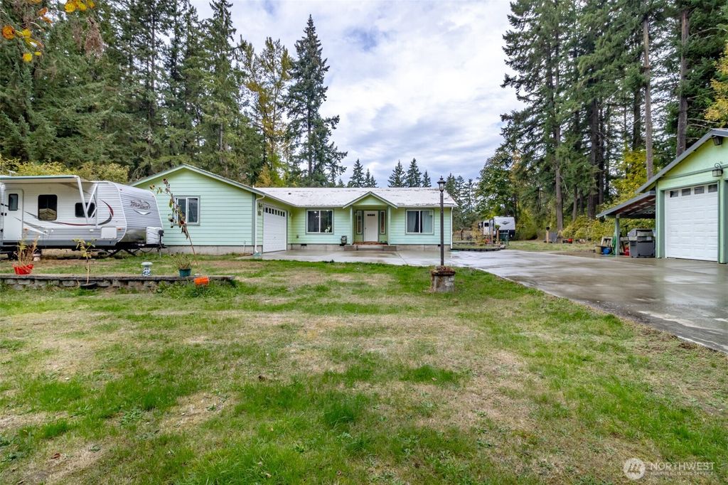 Photo of 7605 295th St, Roy, WA 98580 (MLS # 2444037)