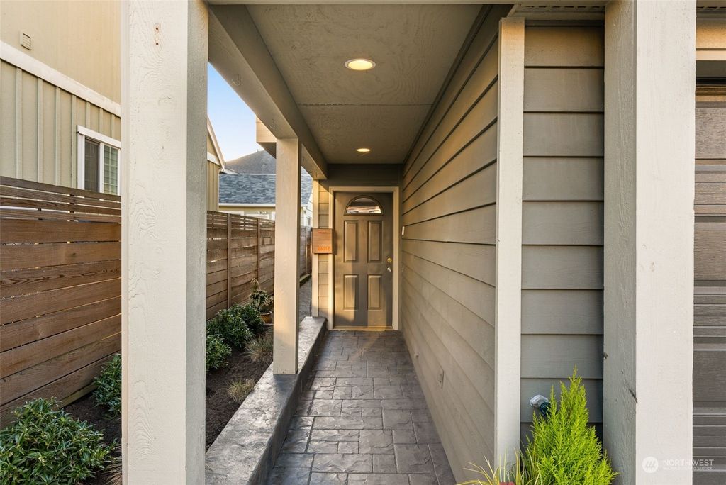 Photo of 2621 Marine Avenue SW #B, Seattle, WA 98116 (MLS # 2211725)