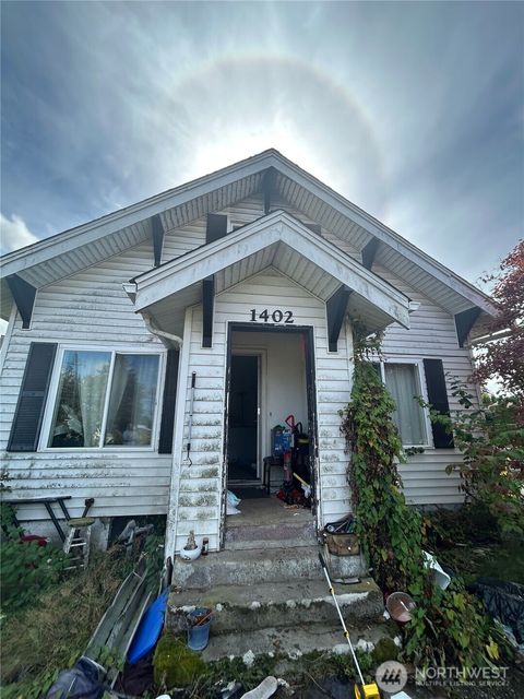 Photo of 1402 S 80th Street, Tacoma, WA 98408 (MLS # 2443755)