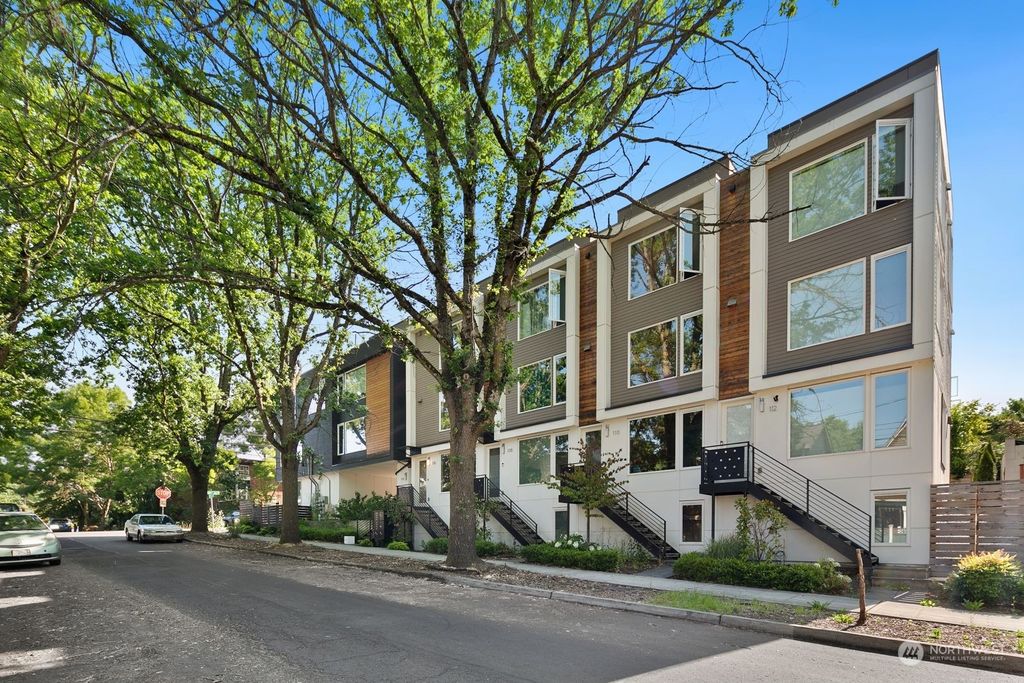 Photo of 106 27th Avenue S, Seattle, WA 98144 (MLS # 2261808)