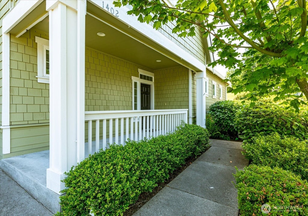 Photo of 1402 Starview Court, Freeland, WA 98249 (MLS # 2553756)