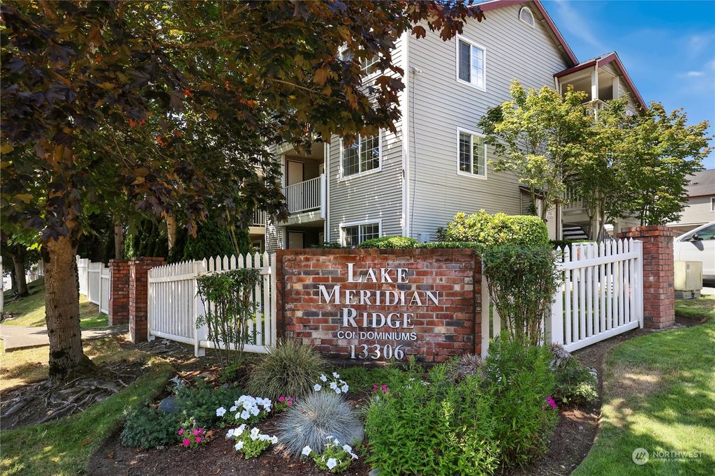 Photo of 13306 SE 272nd Street #I-201, Kent, WA 98042 (MLS # 2151074)