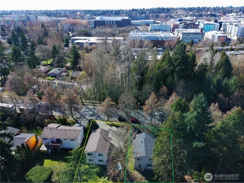 Photo of 10606 Roosevelt Way NE, Seattle, WA 98125 (MLS # 2563689)