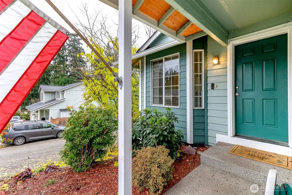 Photo of 6814 144th Street Ct E, Puyallup, WA 98375 (MLS # 2457770)