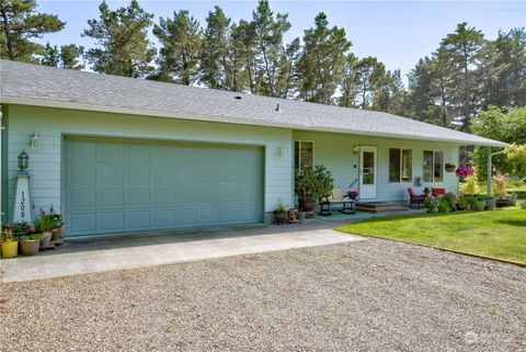 Photo of 1208 204th Lane, Ocean Park, WA 98640 (MLS # 2249501)