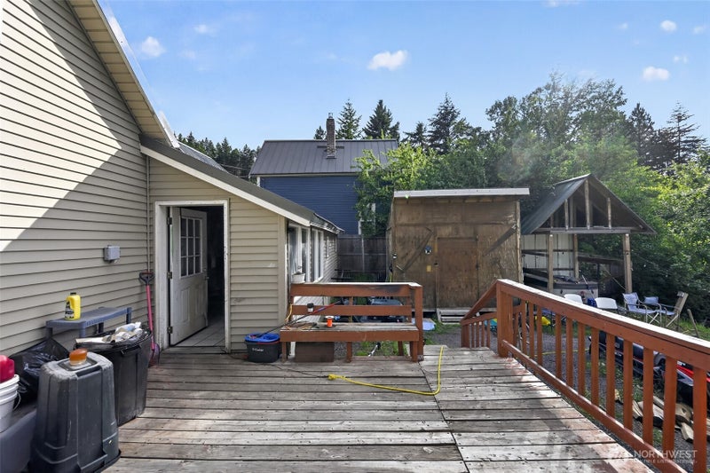 207 W Montana Avenue