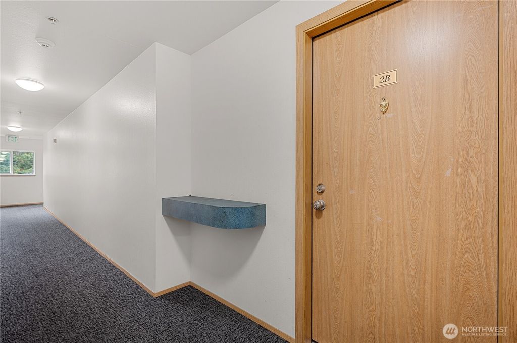 Photo of 1517 NE 147th Street #2B, Shoreline, WA 98155 (MLS # 2347052)
