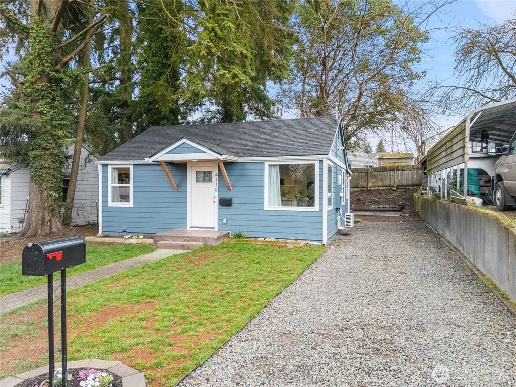 Photo of 4110 W J Street, Bremerton, WA 98312 (MLS # 2489960)