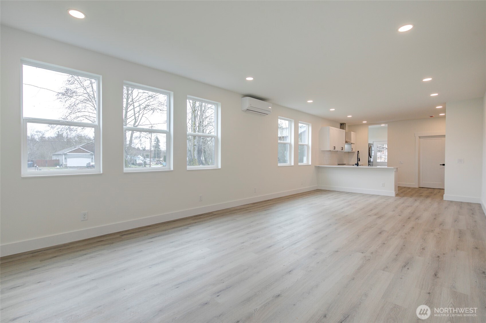205 W Harriman Street