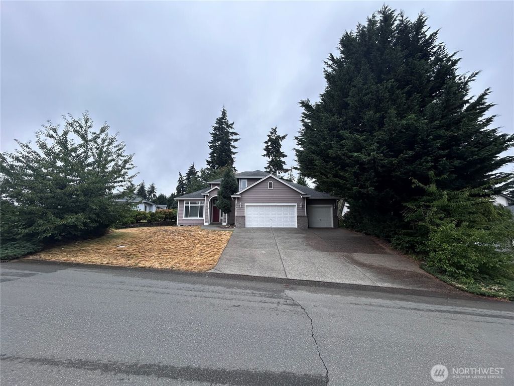 Photo of 20317 124th Street Ct E, Bonney Lake, WA 98391 (MLS # 2556513)