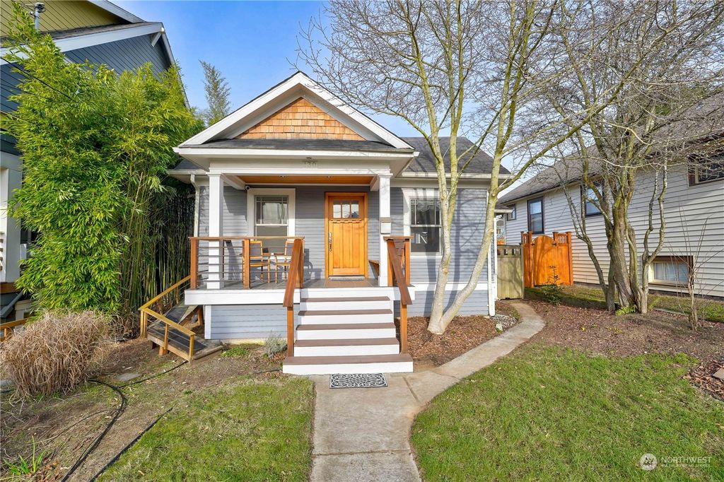 Photo of 130 NW 74th Street, Seattle, WA 98117 (MLS # 2191825)