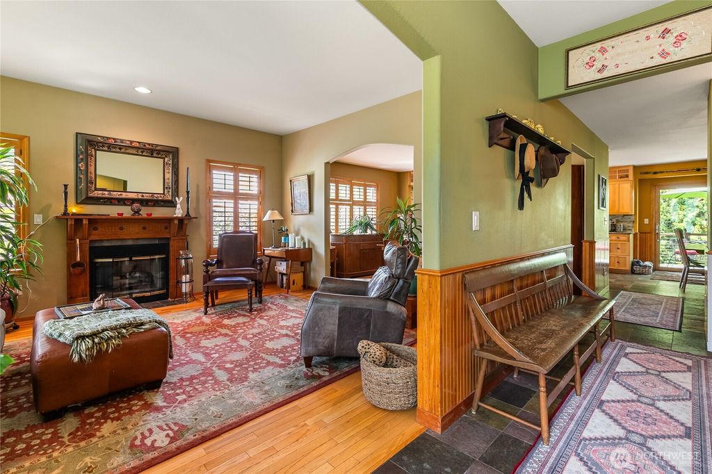 Photo of 1613 Brookview Court, Bellingham, WA 98229 (MLS # 2508811)