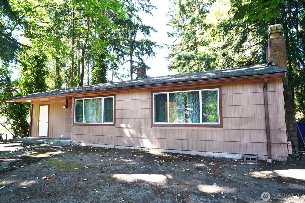 Photo of 4011 147th Place SE, Bellevue, WA 98006 (MLS # 2404537)