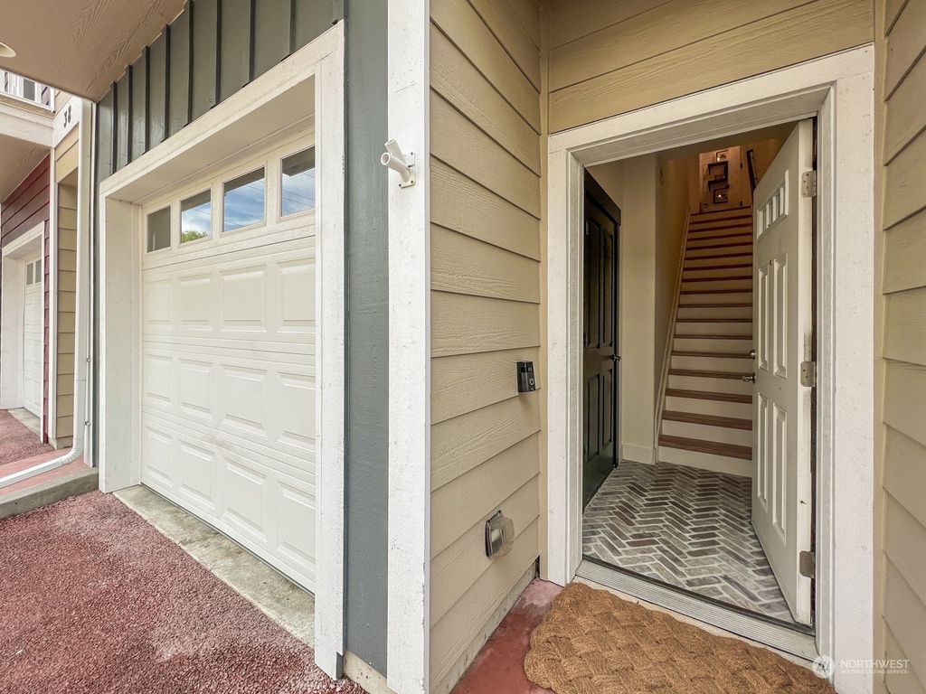 Photo of 4804 215TH Lane SW #37, Mountlake Terrace, WA 98043 (MLS # 2175551)